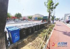 煙臺民意通|市中醫(yī)院公交站點附近放了30多個垃